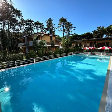 Nuovo Con Piscina E Garage Apartman *