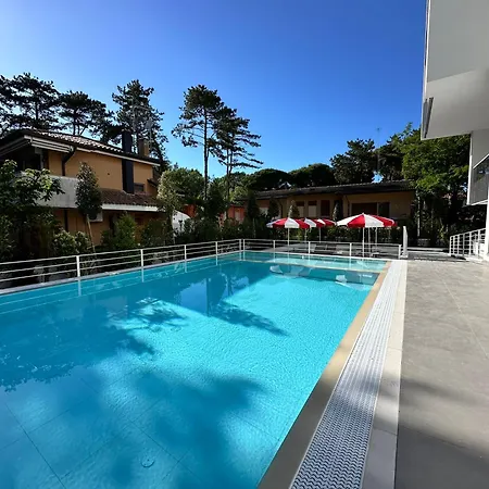Apartmán Nuovo Con Piscina E Garage *
