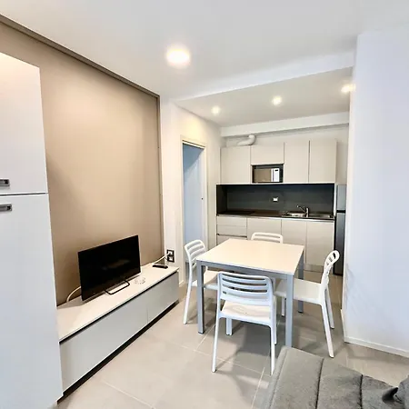 Apartman Nuovo Con Piscina E Garage