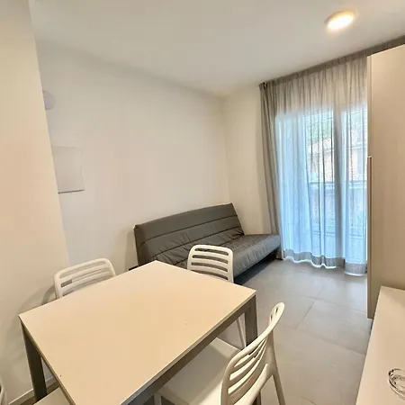 Nuovo Con Piscina E Garage Bibione