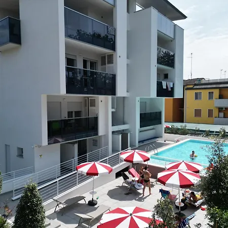 Apartman Nuovo Con Piscina E Garage *